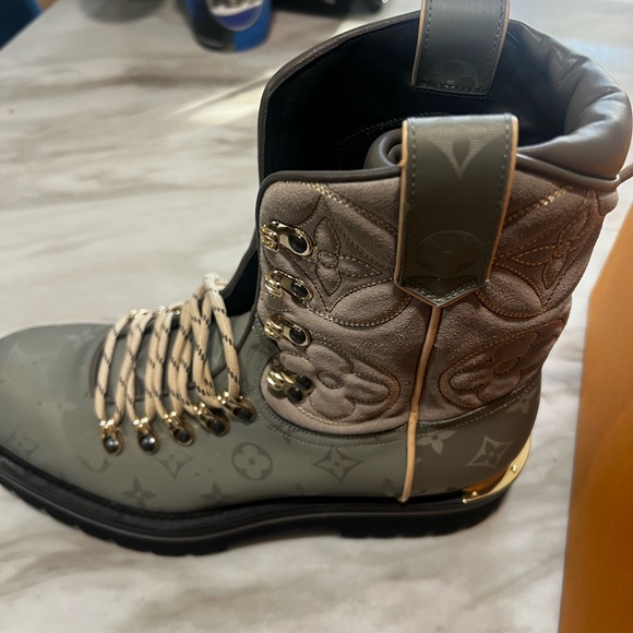 Louis Vuitton Outland Boots - Size 7.5 (Worn Once) - Picture 6 of 7